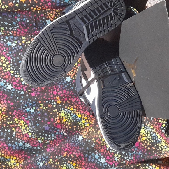 Air jordan 1 Mid - Picture 9 of 9